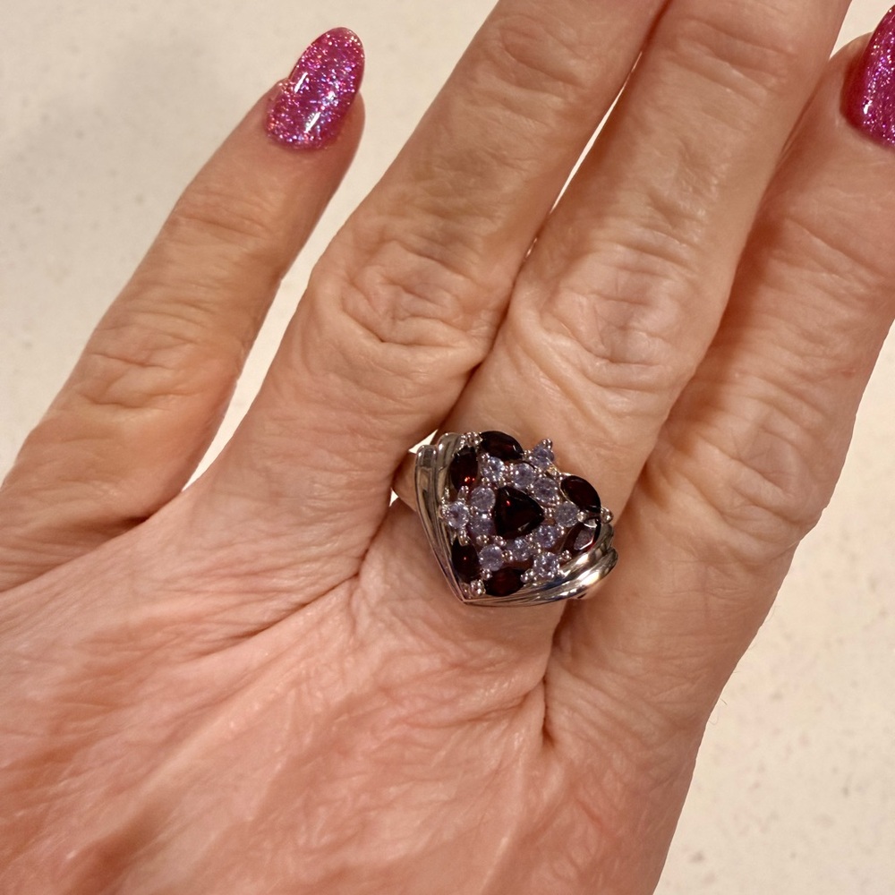 Garnet and Tanzanite heart shaped ring, sterling silver band, size 7, NWOT